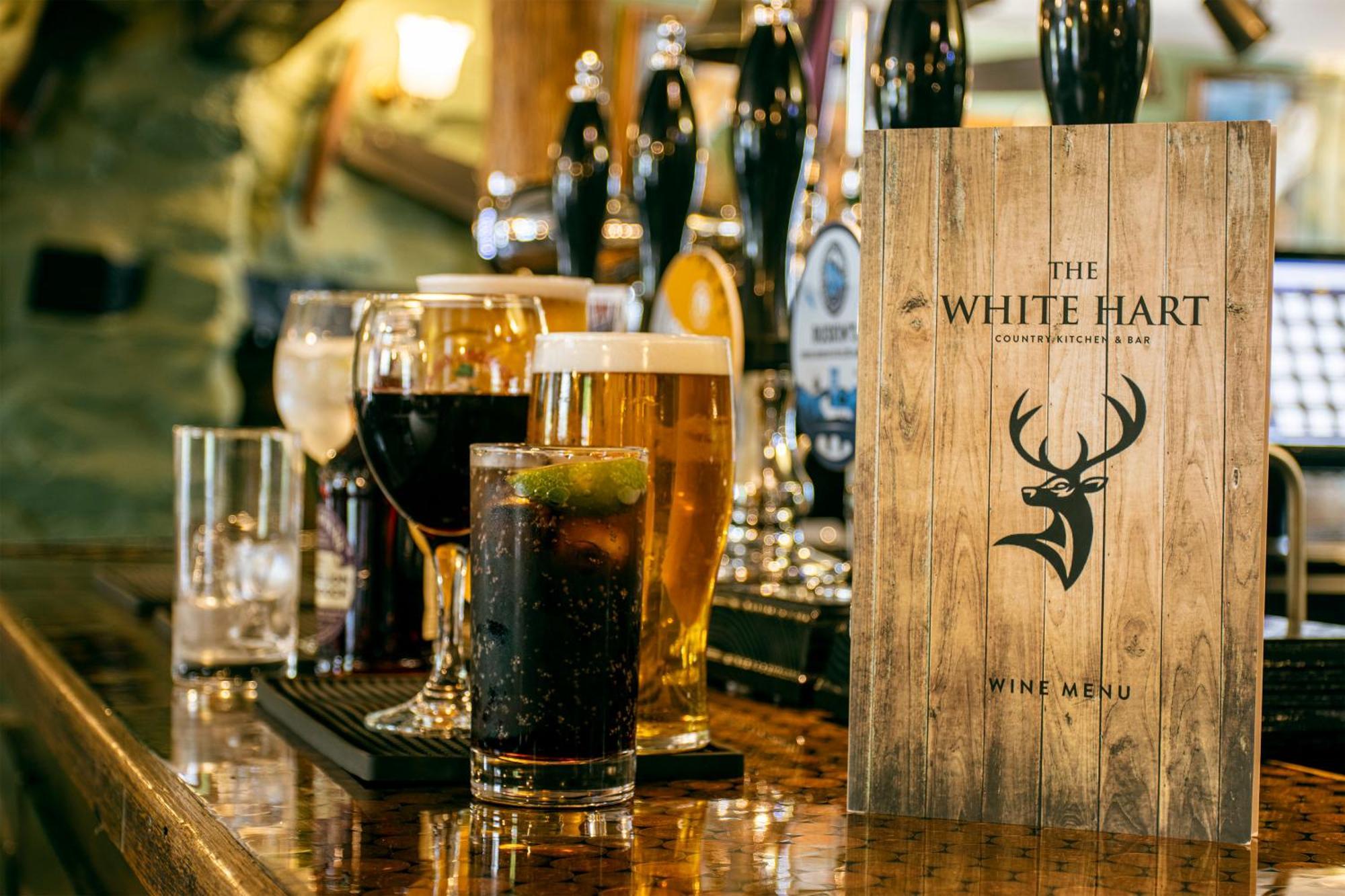 White Hart Inn Bouth Ngoại thất bức ảnh