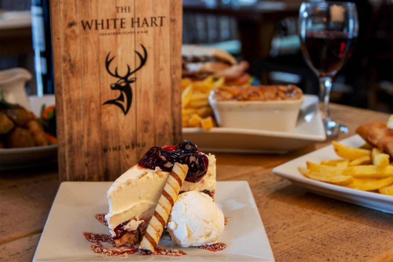White Hart Inn Bouth Ngoại thất bức ảnh